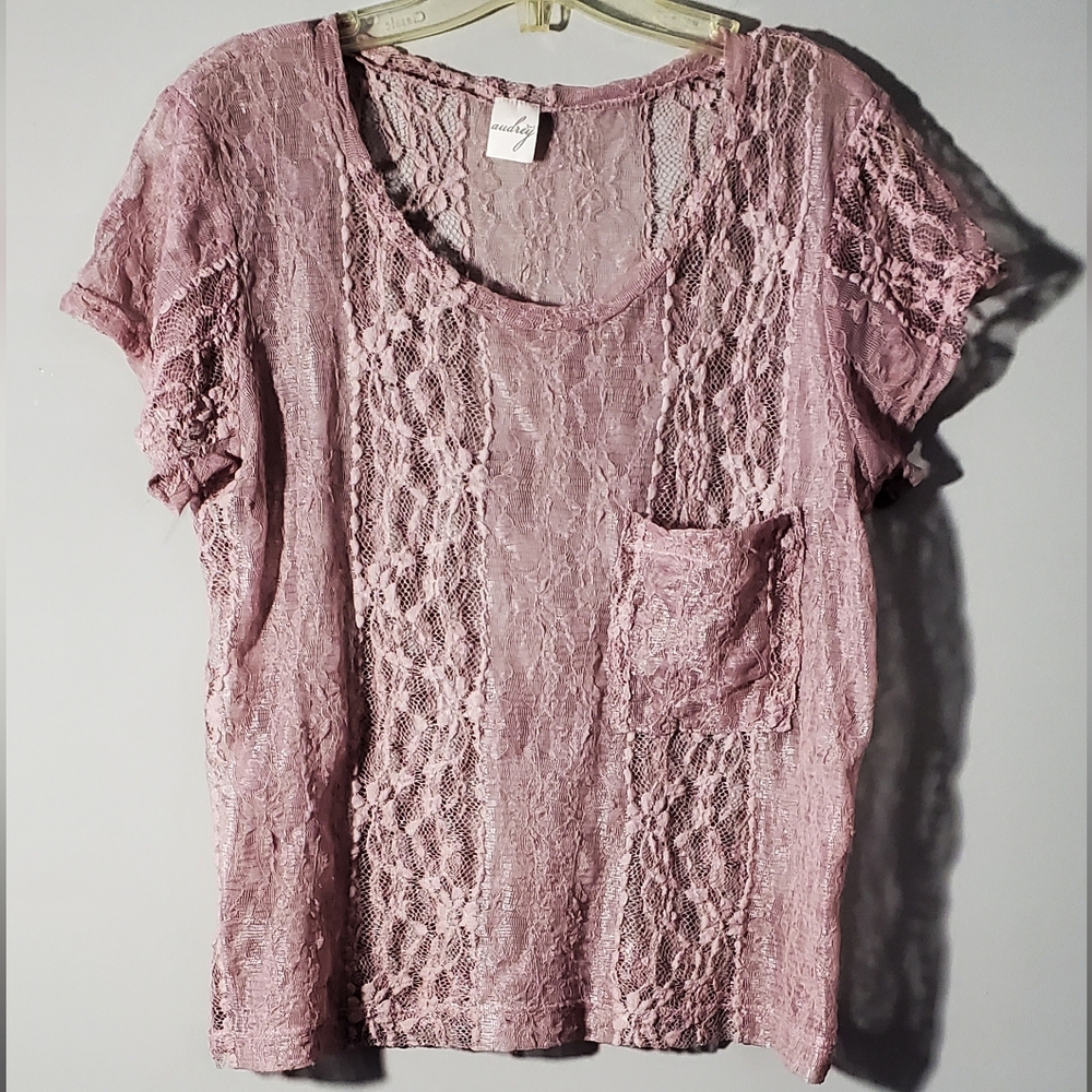 Small/Medium Audrey 3+1 Mauve Floral Lace Short Sleeve T-shirt Relaxed Fit